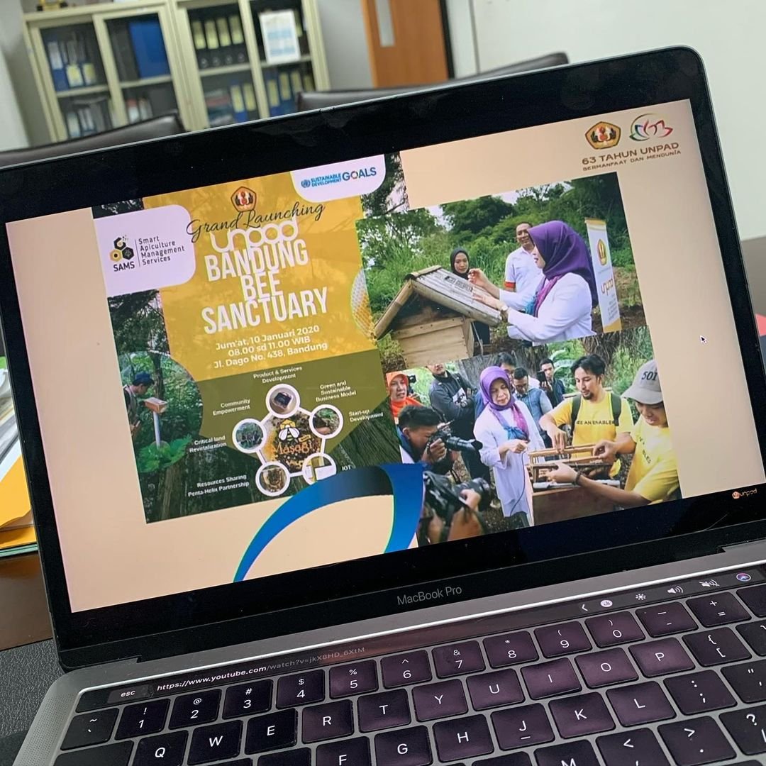 Bandung Bee Sanctuary – Dwi Purnomo